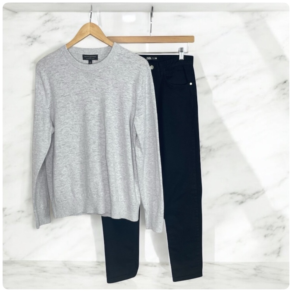 Banana Republic Factory Men's Gray Crew Neck Sweater M